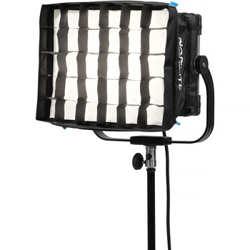 Nanlite Alien 150C｜全彩 RGB 平板燈